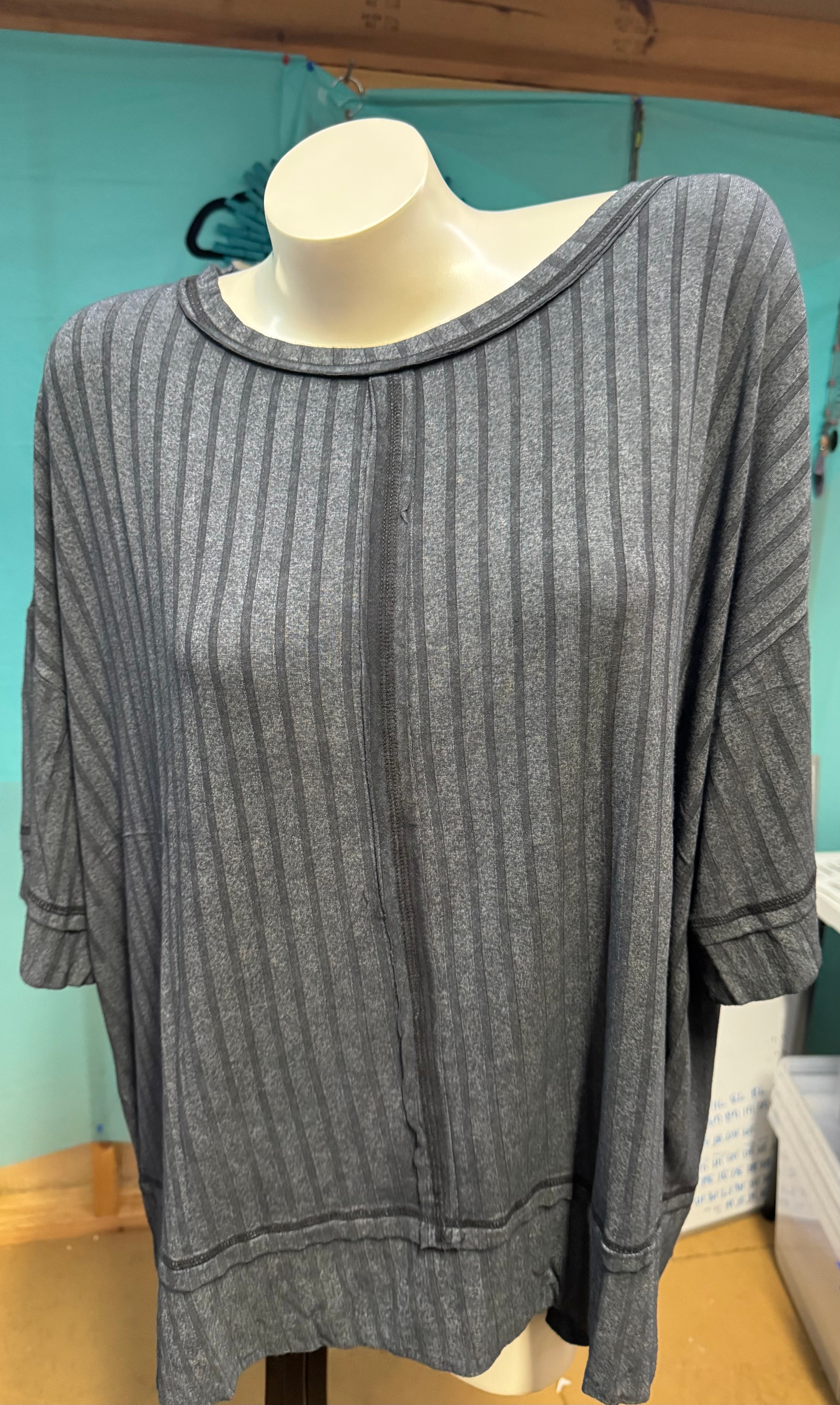 Zenana Dark Stripe Top (Plus)