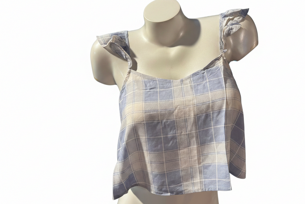 Promesa Powder Blue Crop - White Background 1